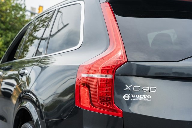2022 Volvo XC90 Inscription AWD photo 6