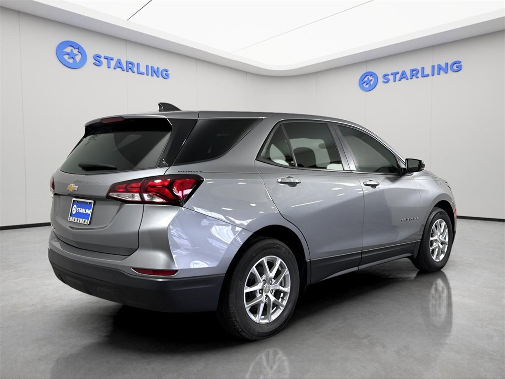 2024 Chevrolet Equinox LS photo 8