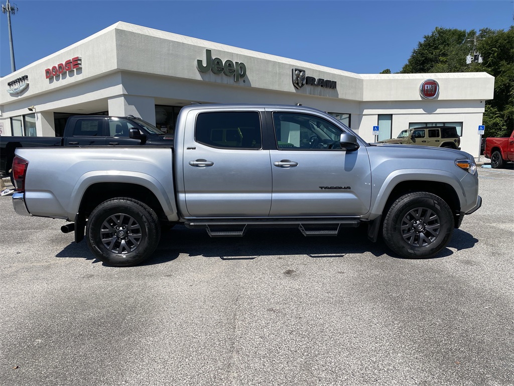 2023 Toyota Tacoma SR5 photo 8