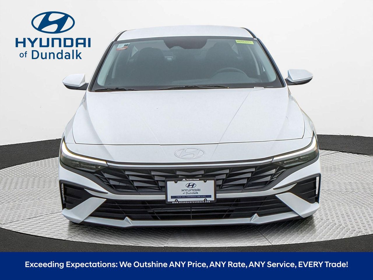 2025 Hyundai Elantra SE photo 2