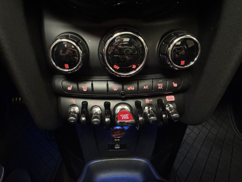 2024 Mini Cooper Hardtop John Cooper Works photo 19