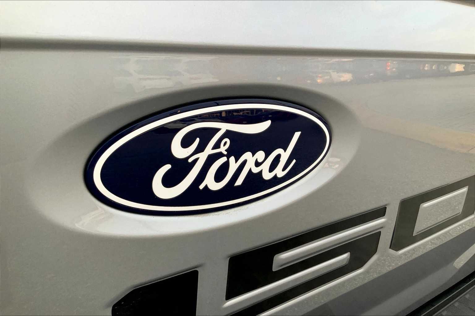 2024 Ford F-150 XLT photo 28