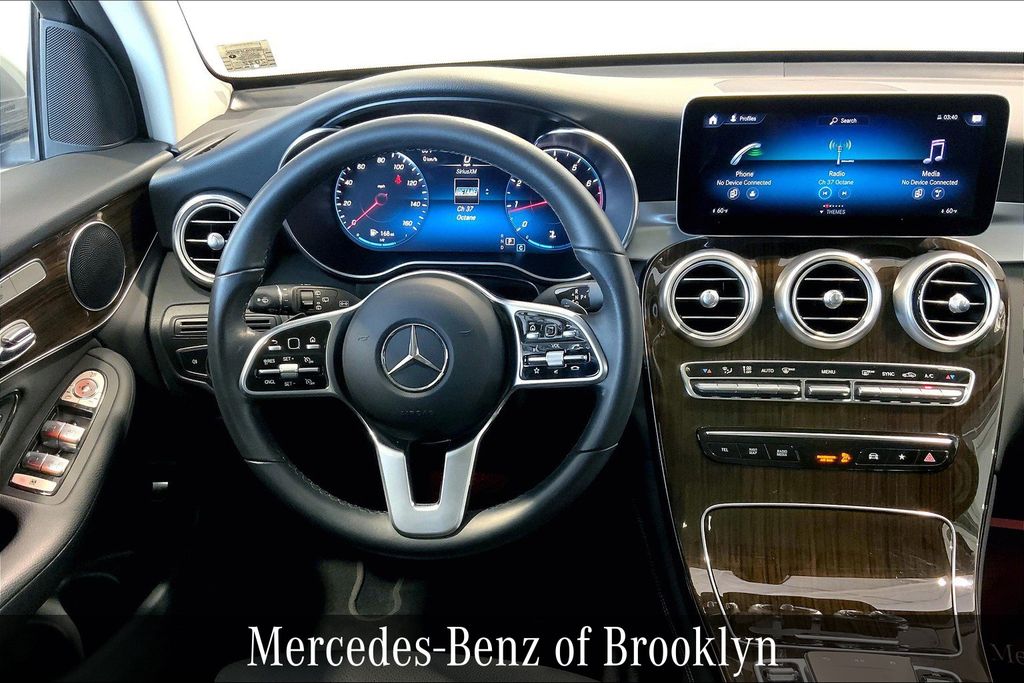2021 Mercedes Benz GLC 300 4MATIC photo 5