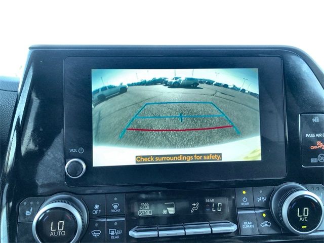 2024 Toyota Highlander XLE photo 8