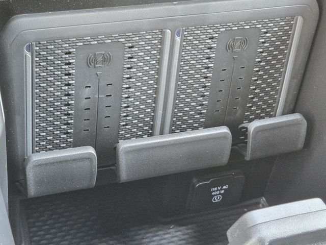 2025 Ram 3500 Laramie photo 15