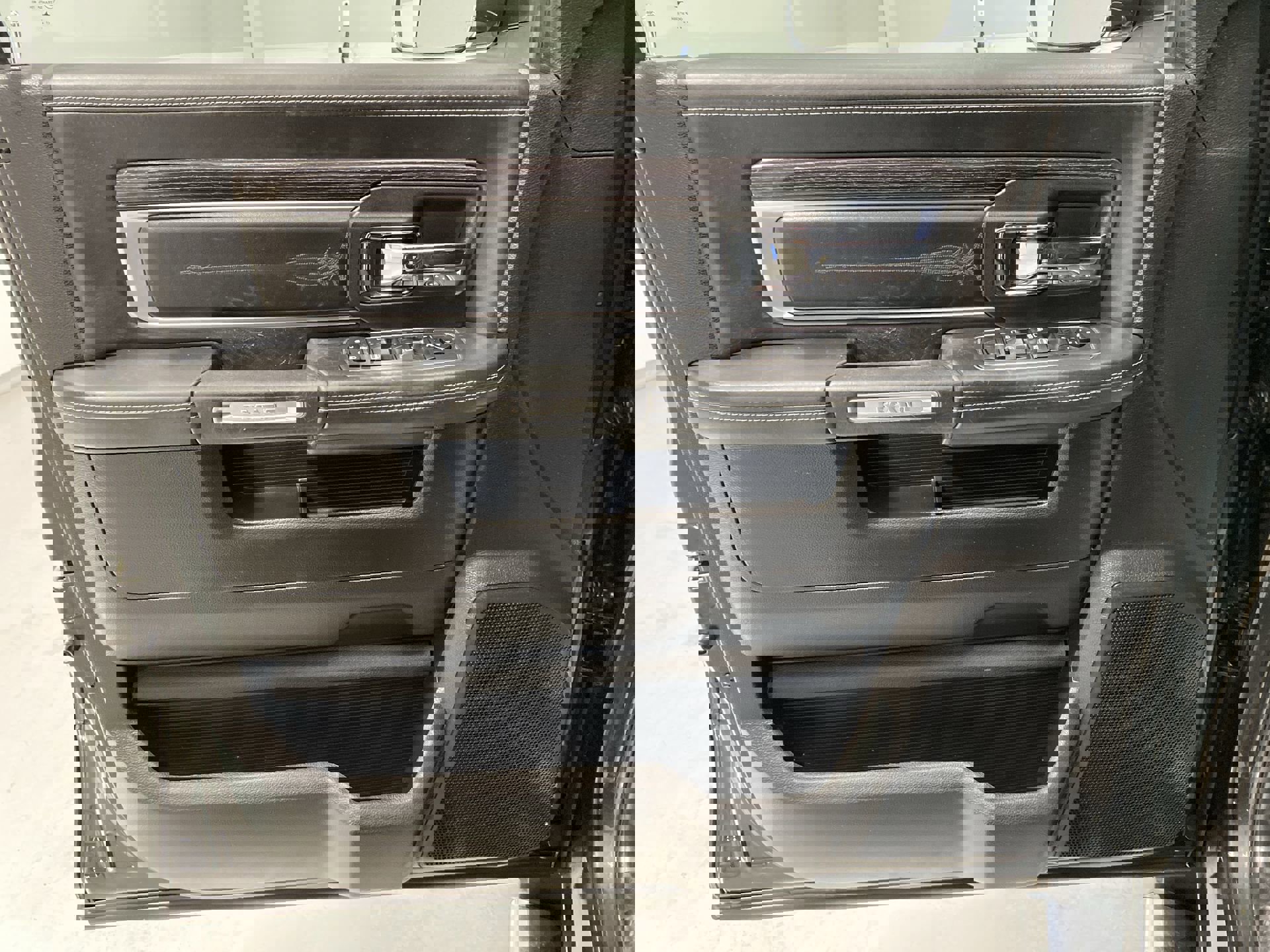 2018 Ram 3500 Limited photo 23