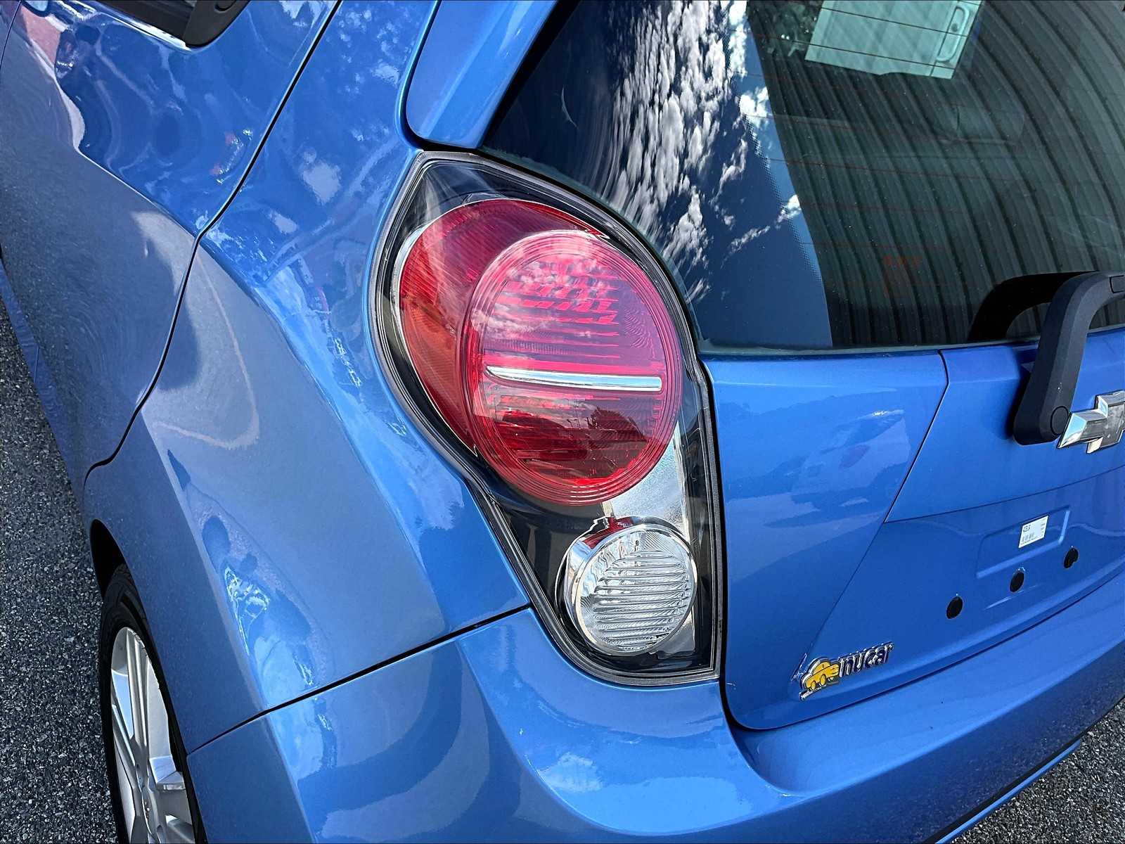 2014 Chevrolet Spark LS photo 28