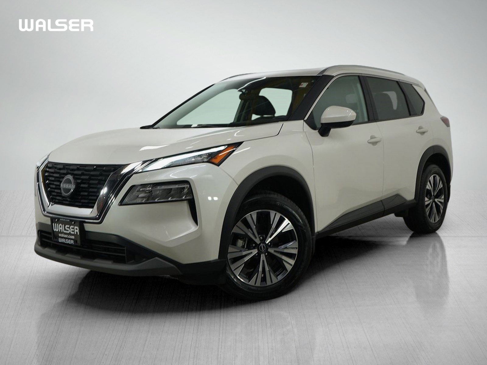 2023 Nissan Rogue SV's photo