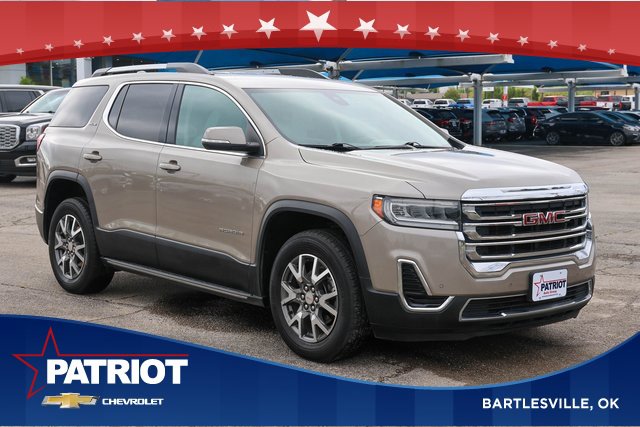 2023 GMC Acadia SLE's photo