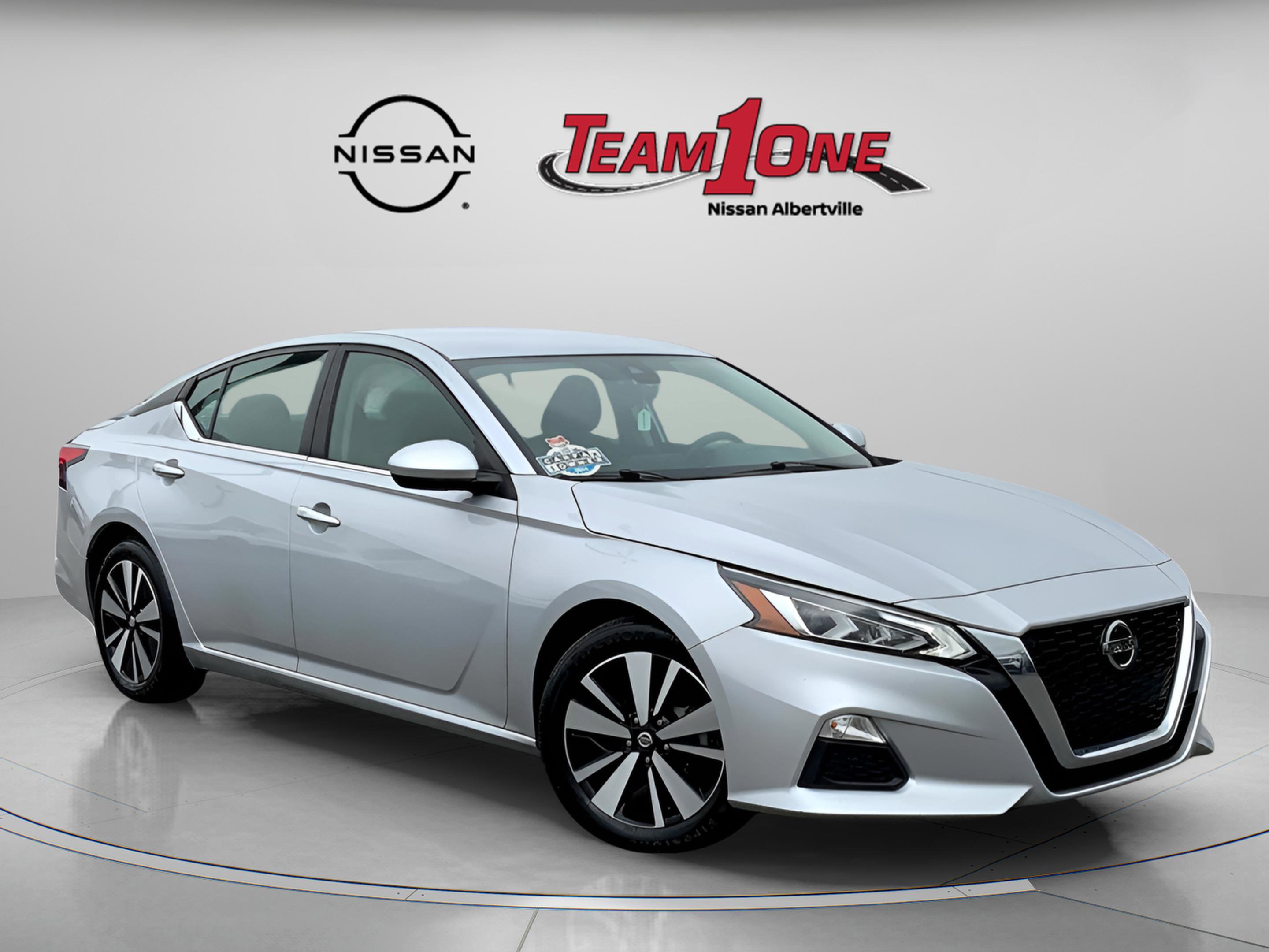 2022 Nissan Altima SV