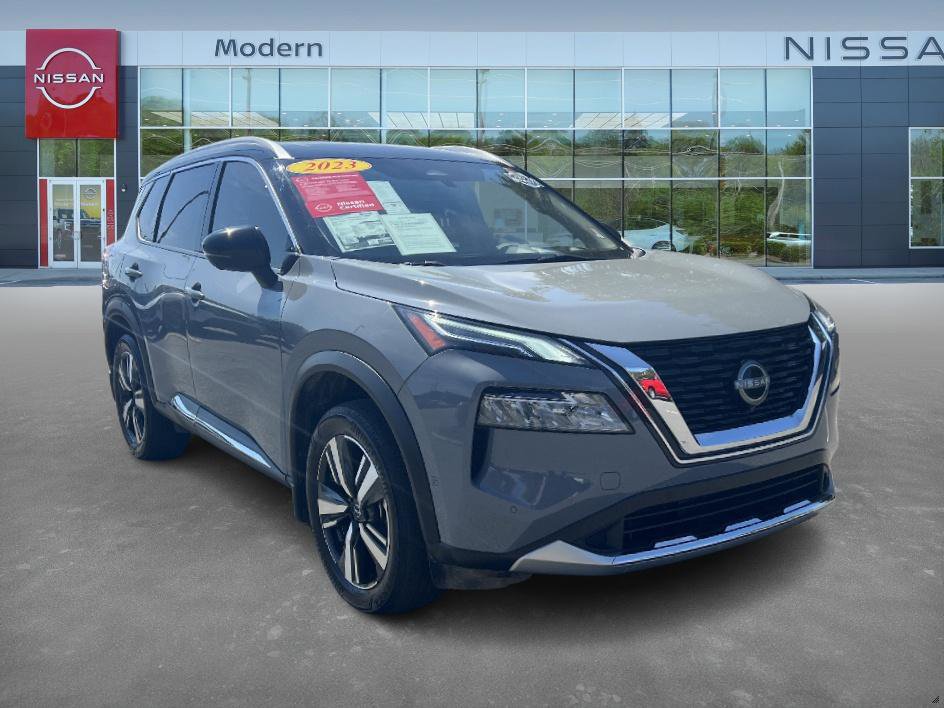 2023 Nissan Rogue Platinum photo 3
