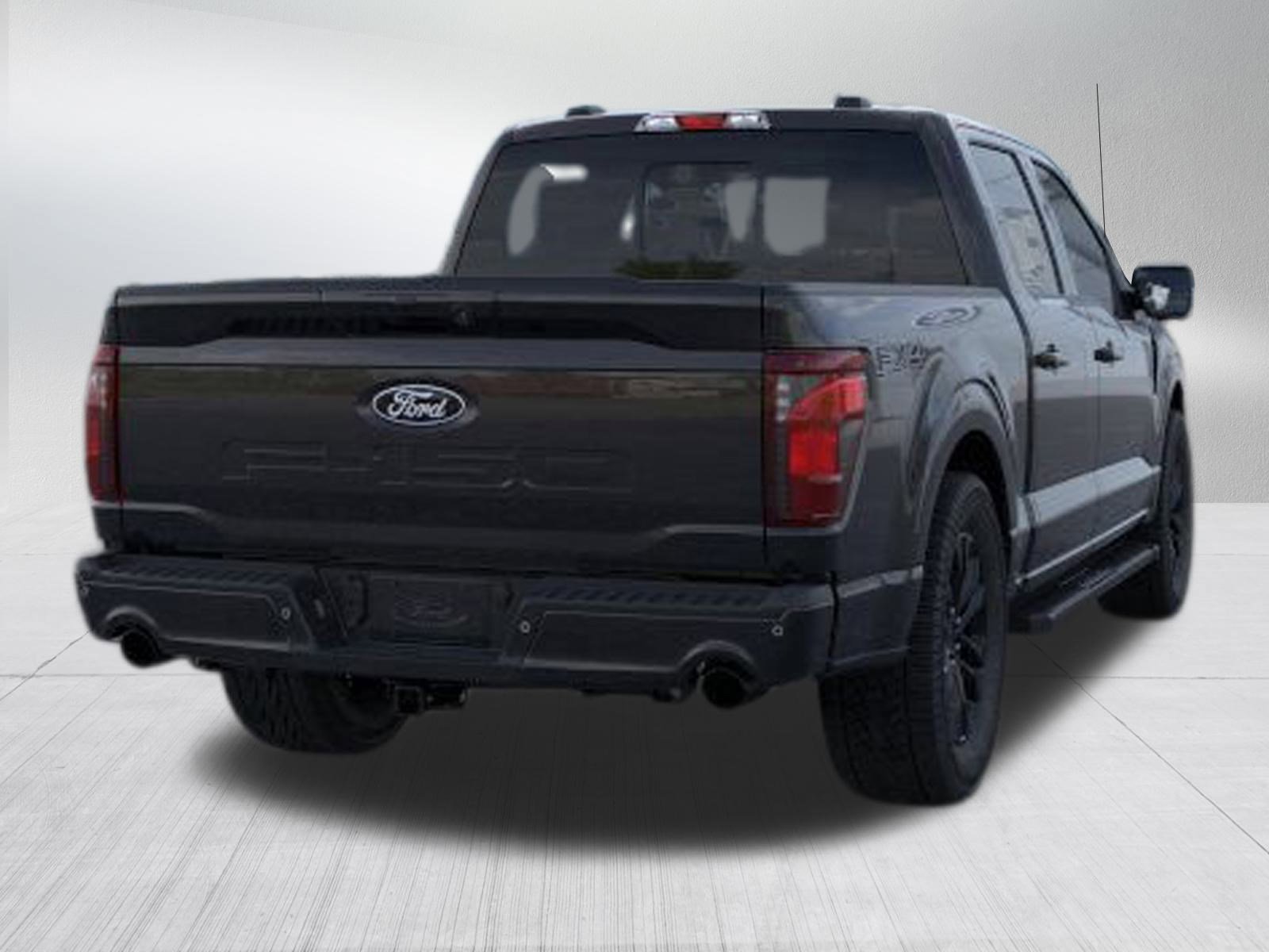 2025 Ford F-150 XLT photo 8