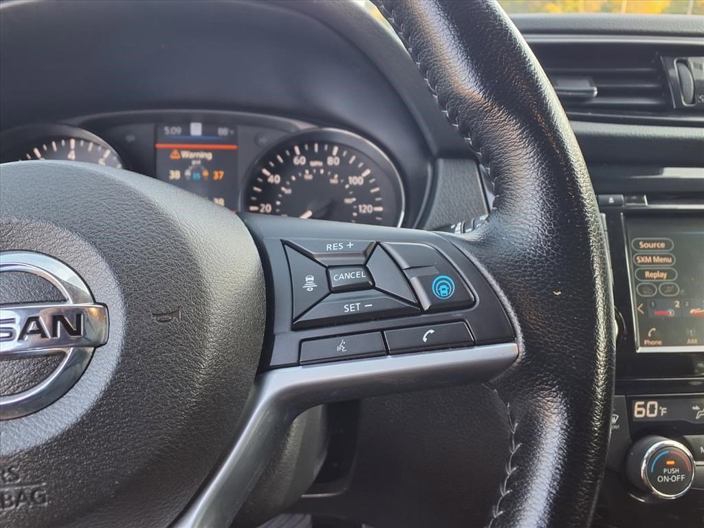2022 Nissan Rogue Sport SL photo 16