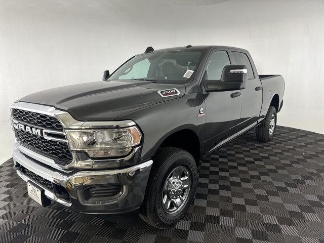 2024 Ram 2500 Tradesman photo 3