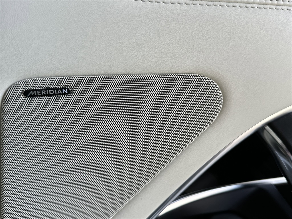 2024 Land Rover Range Rover SE photo 33