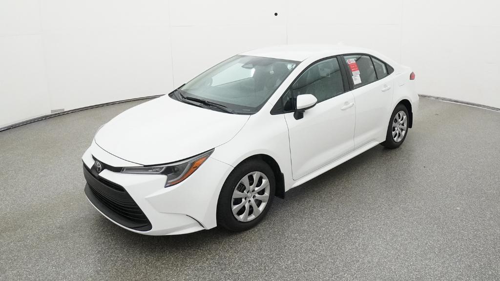 2026 Toyota Corolla LE's photo