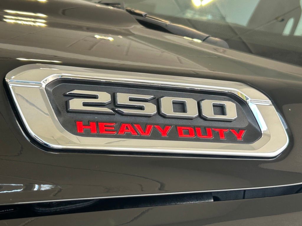 2023 Ram 2500 Limited photo 17