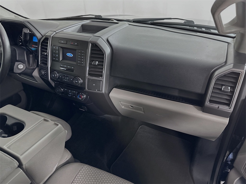 2018 Ford F-150 XLT photo 23