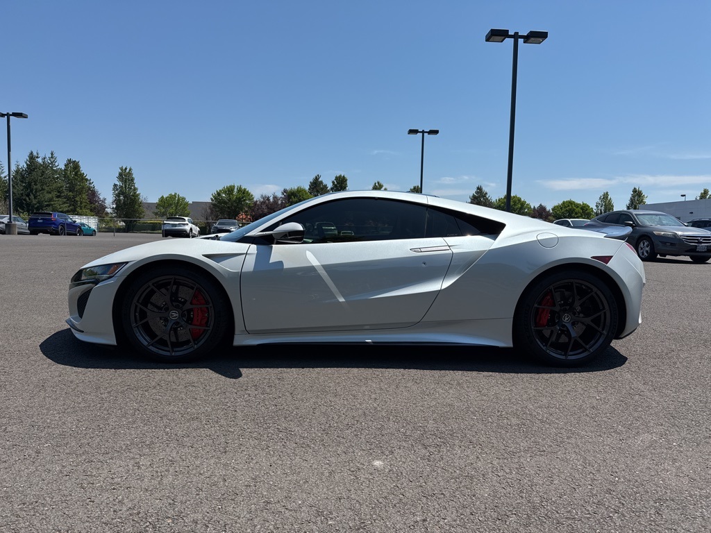 2017 Acura NSX Base photo 3