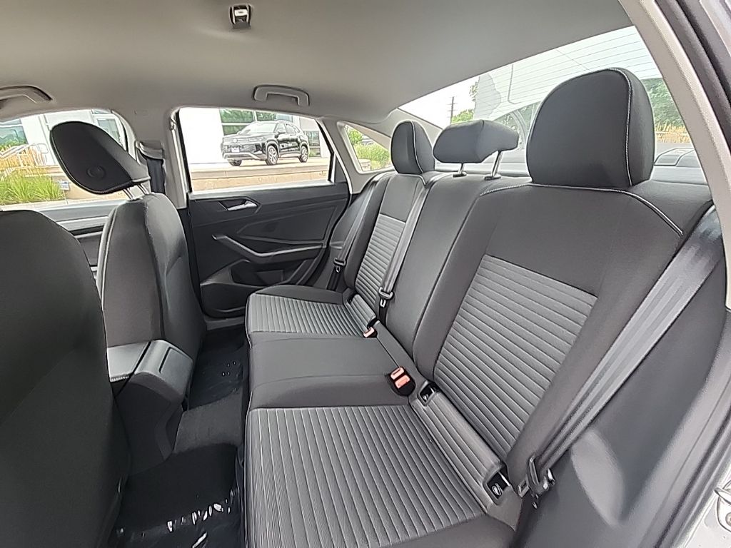 2025 Volkswagen Jetta 1.5T S photo 19