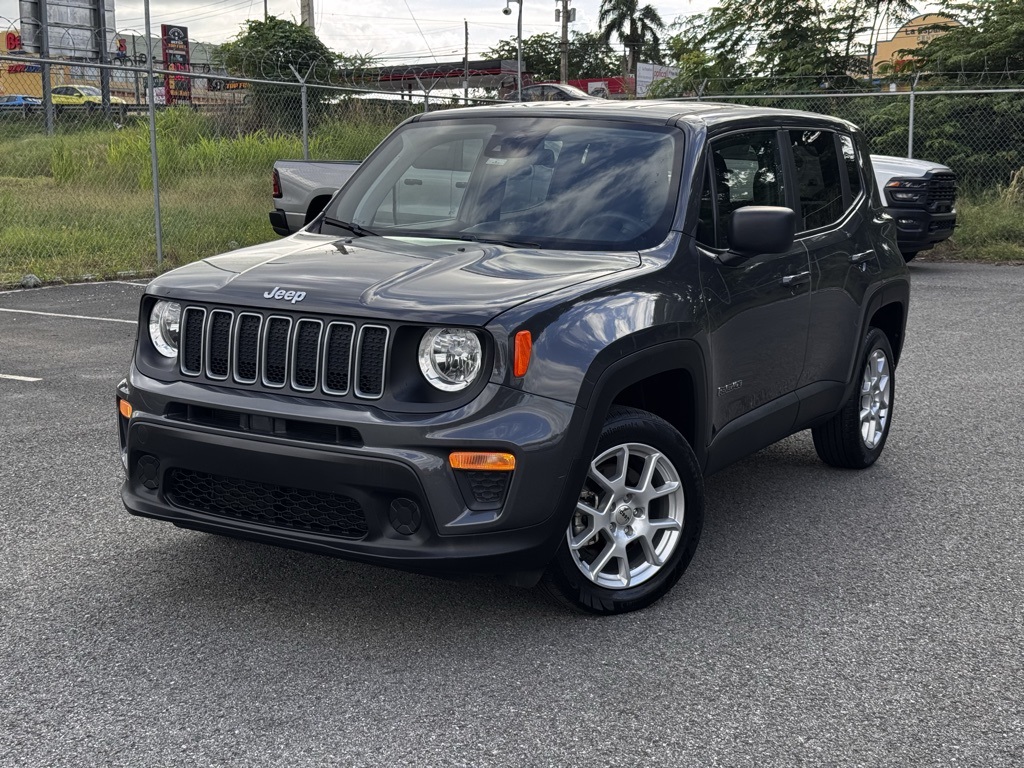 2023 Jeep Renegade Latitude's photo