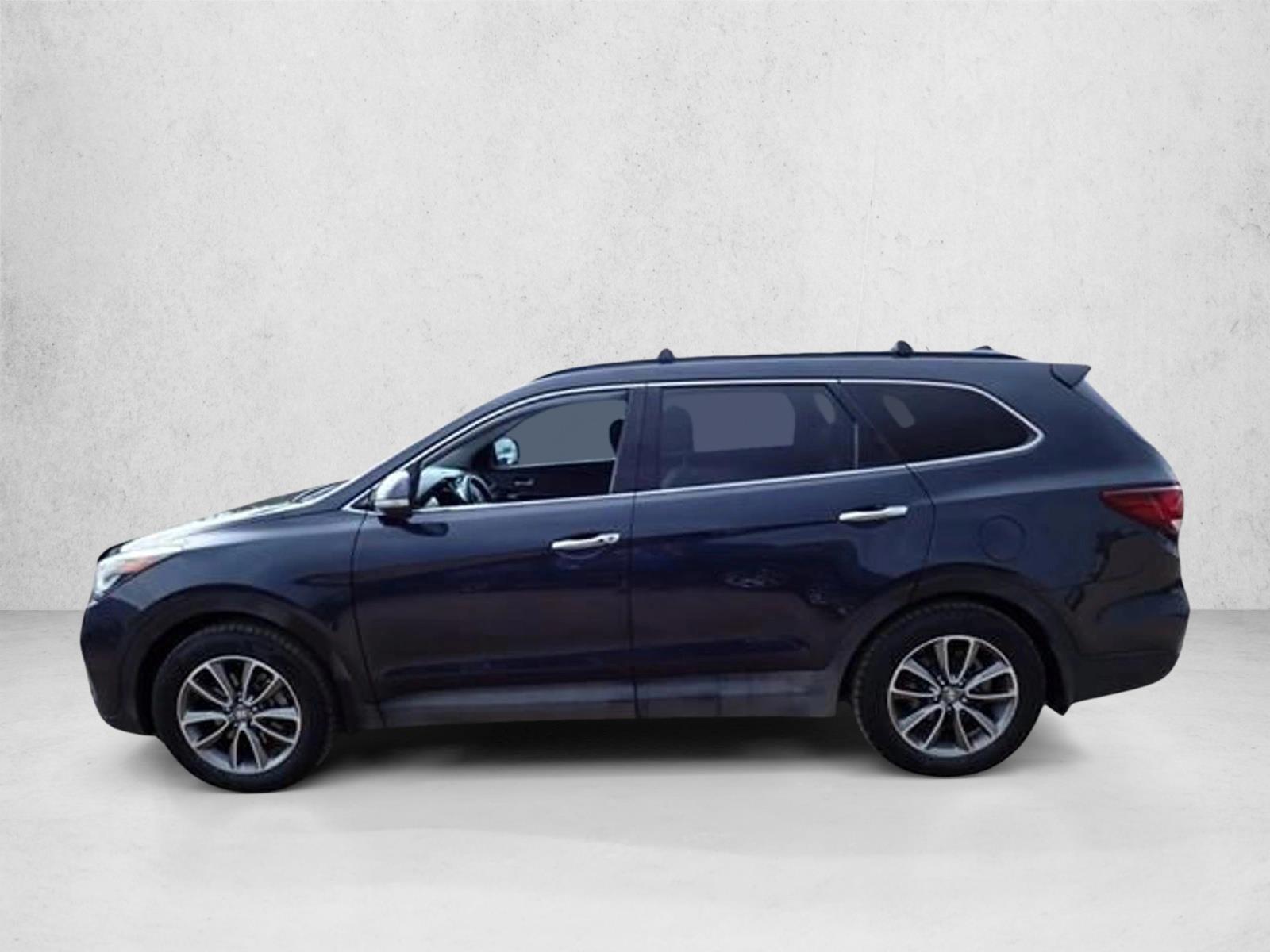 2018 Hyundai Santa Fe SE Premium photo 2