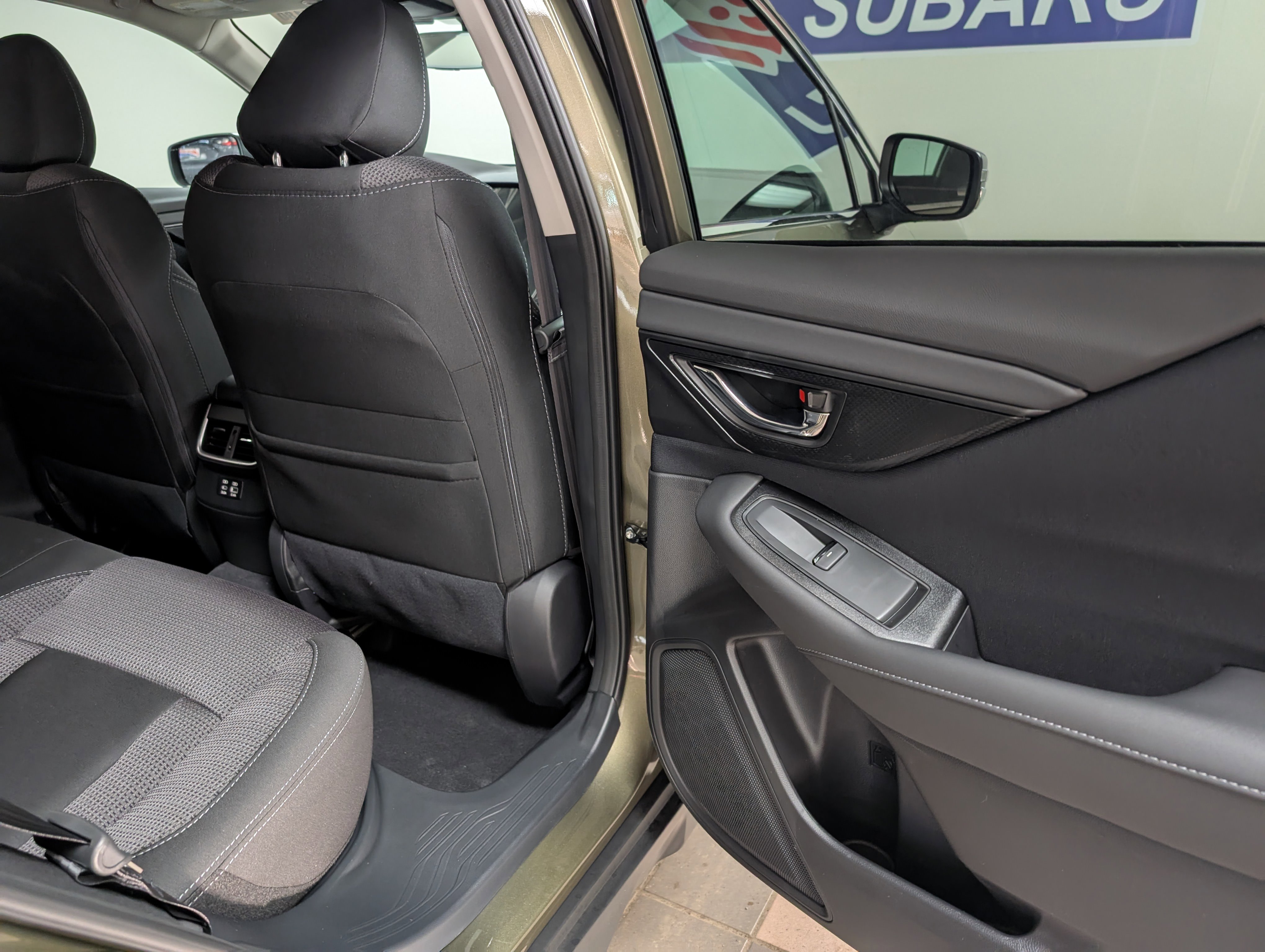 2025 Subaru Outback Premium photo 14