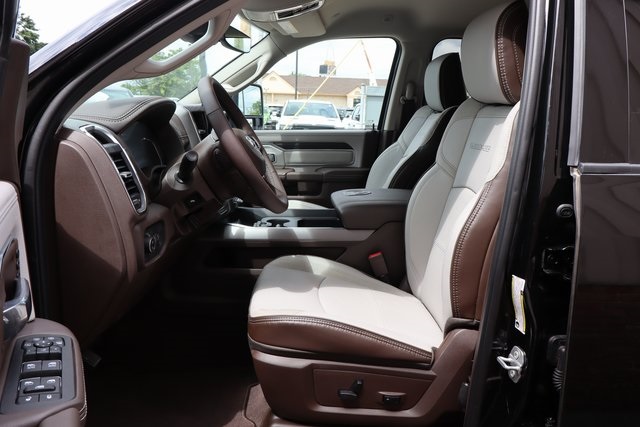 2025 Ram 2500 Laramie photo 11