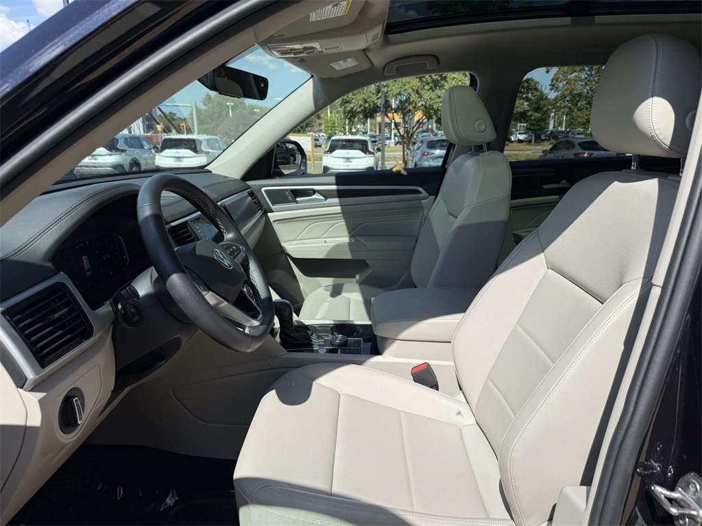 2023 Volkswagen Atlas V6 SE Technology photo 13