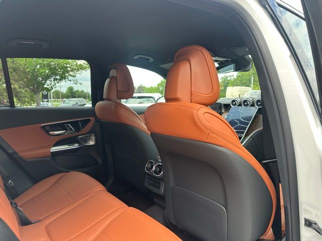 2025 Mercedes Benz GLC 350e 4MATIC photo 17
