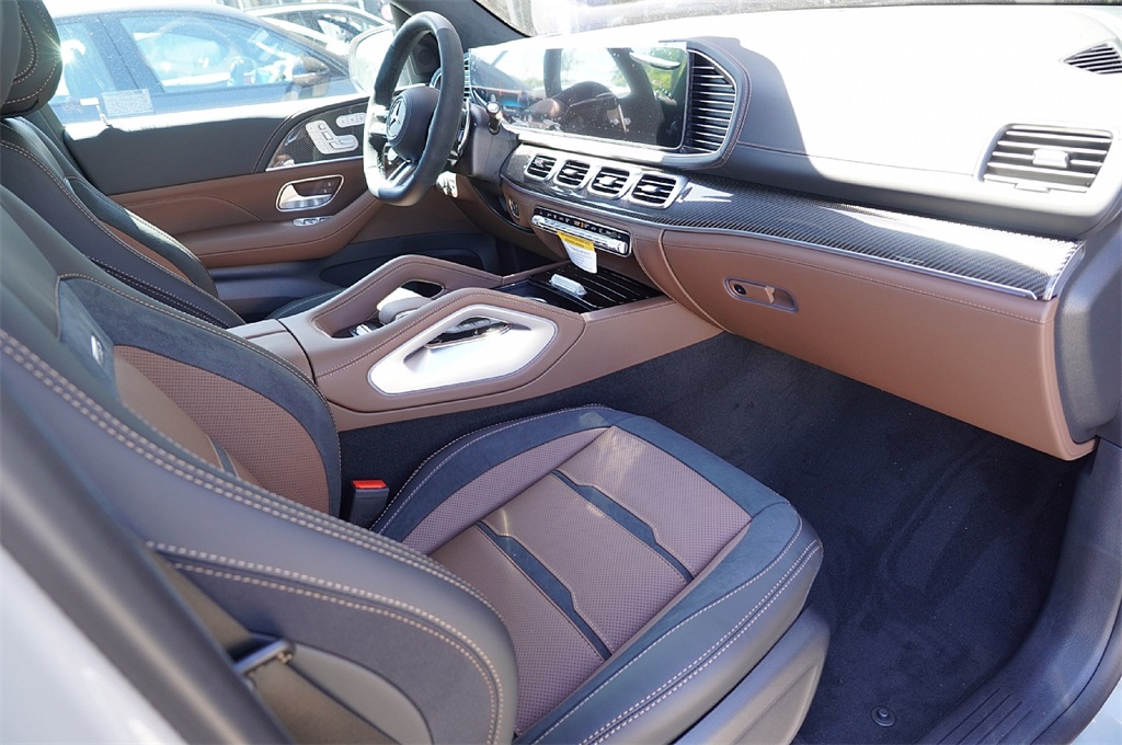 2026 Mercedes Benz GLE AMG 63 4MATIC photo 11