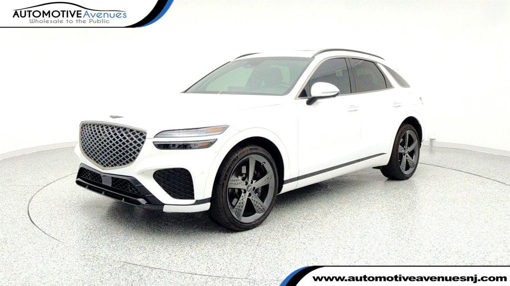 2024 GENESIS GV70 Sport's photo