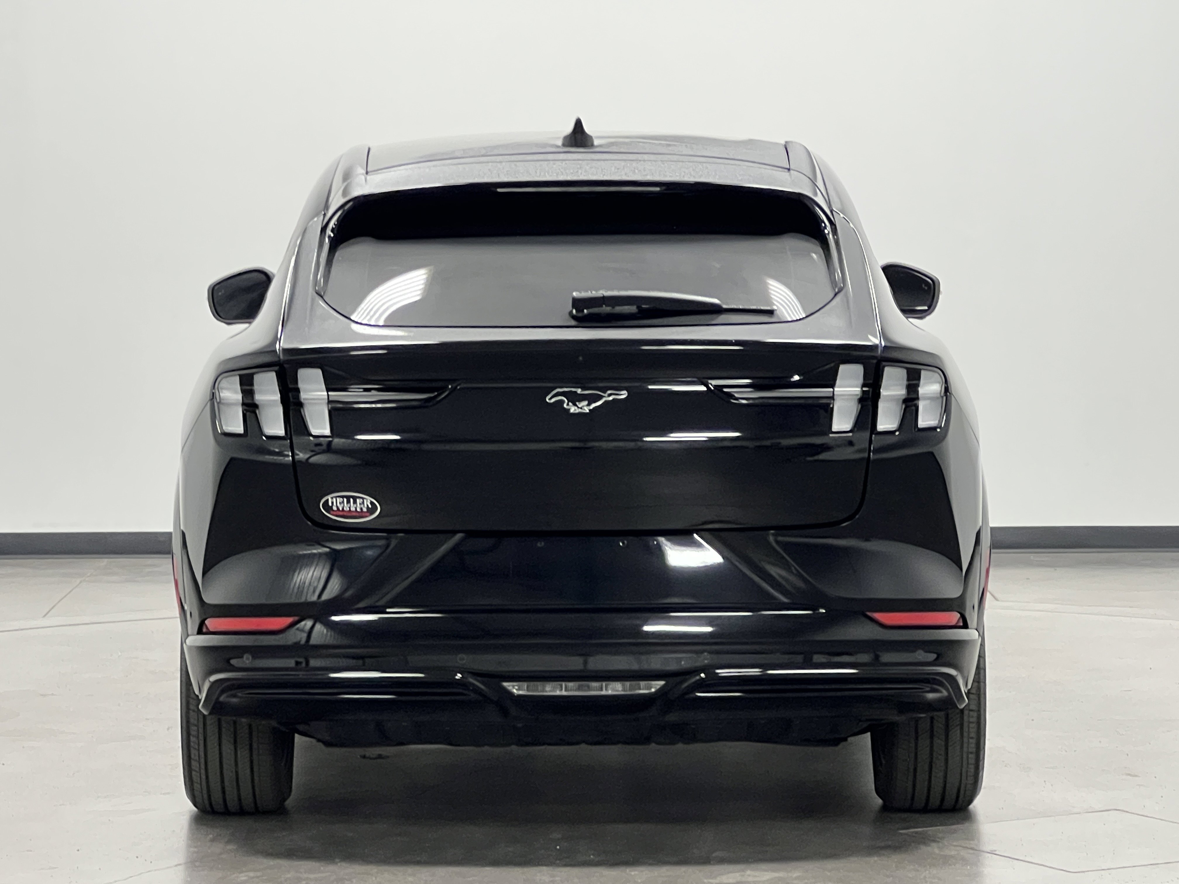 2024 Ford Mustang Mach-E Premium photo 4