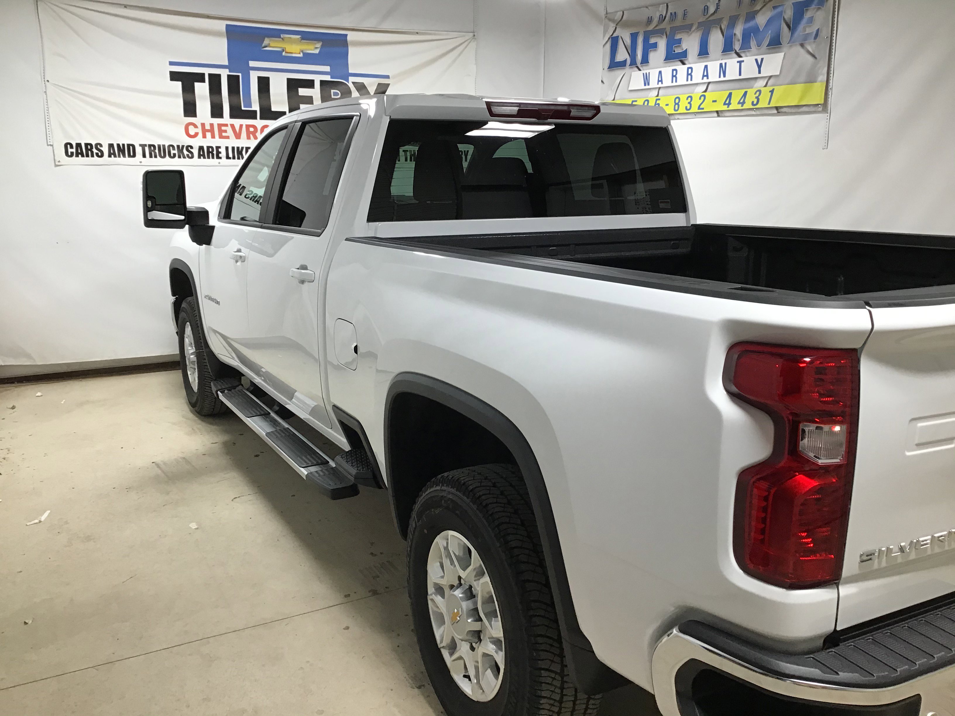 2026 Chevrolet Silverado 2500HD LT photo 4