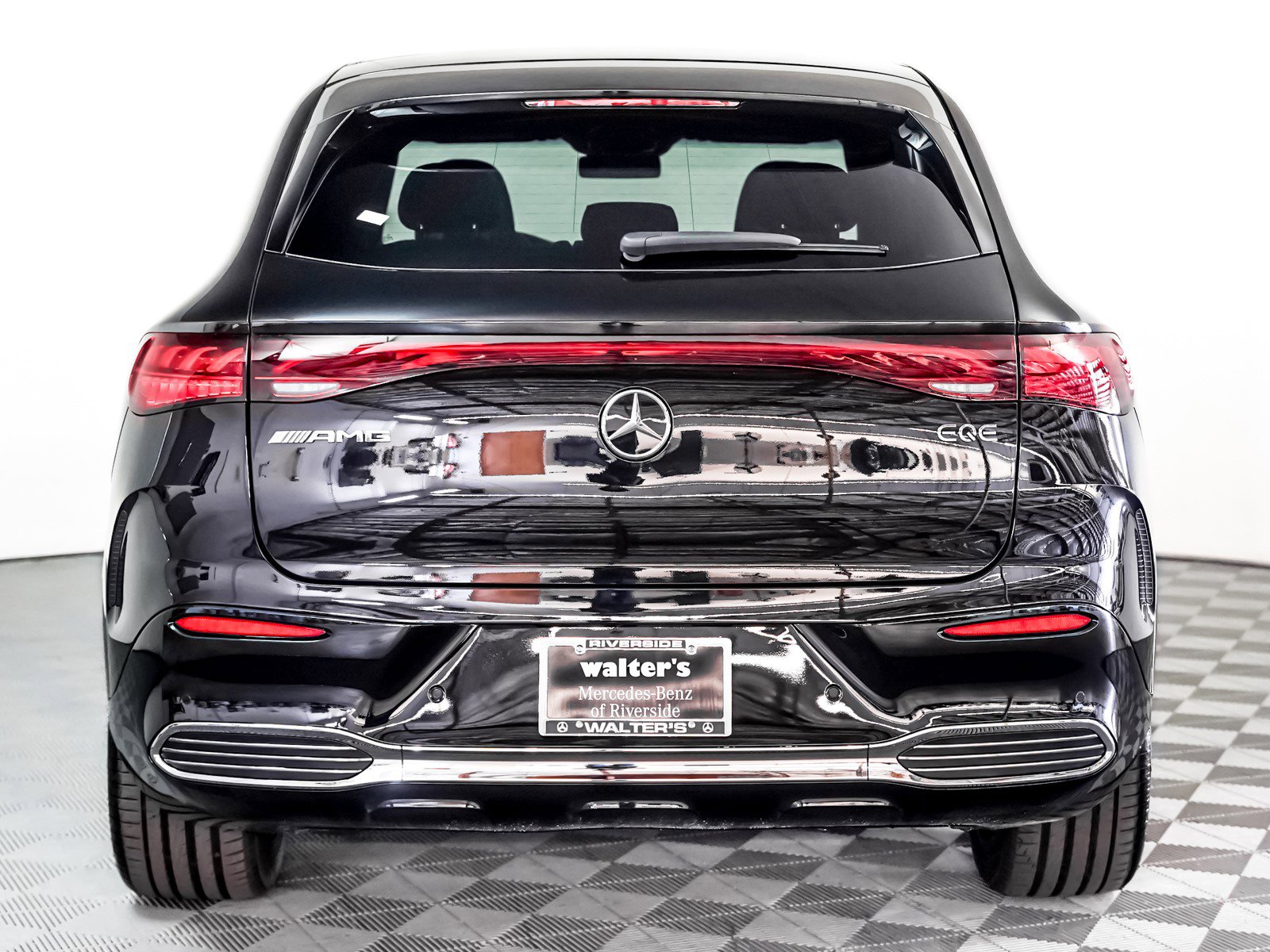 2025 Mercedes Benz EQE SUV AMG photo 5