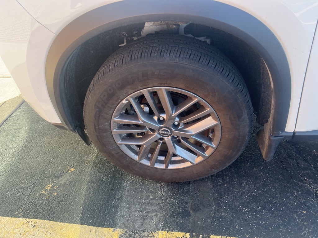 2023 NISSAN ROGUE - Image 2