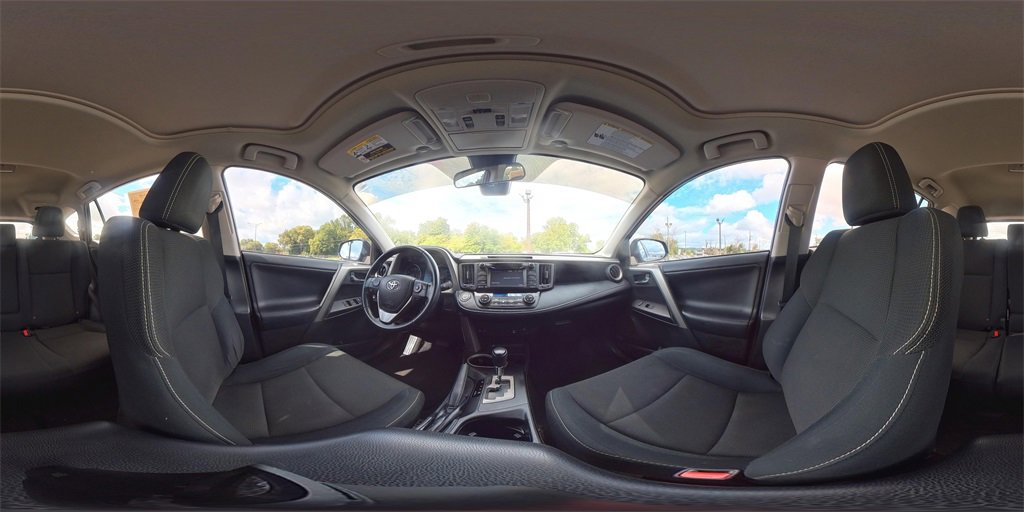 2018 Toyota RAV4 XLE photo 31