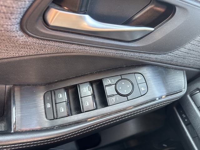 2021 Nissan Rogue SV photo 12