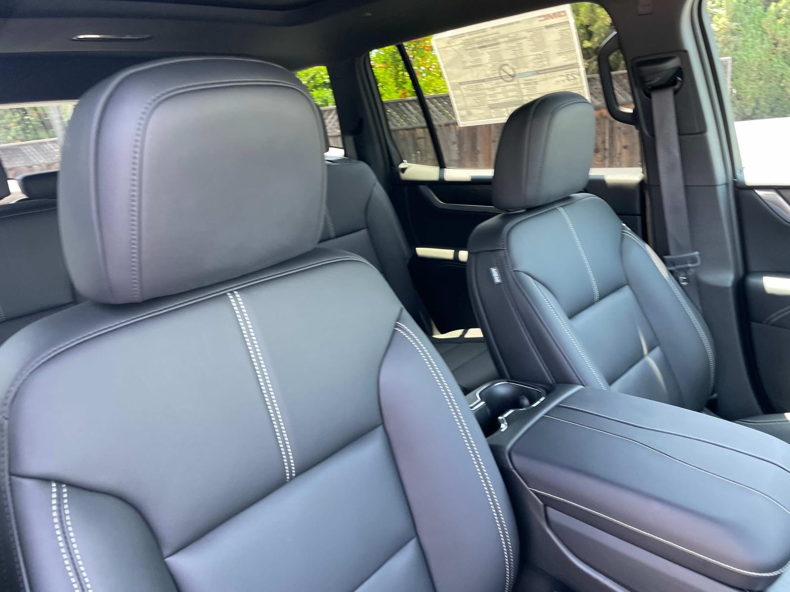 2025 Gmc Acadia Elevation photo 26