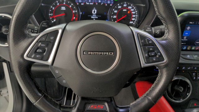 Used 2022  Chevrolet 2SS image 18