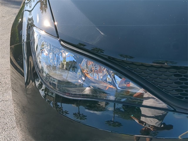 2026 Chrysler Voyager LX photo 9