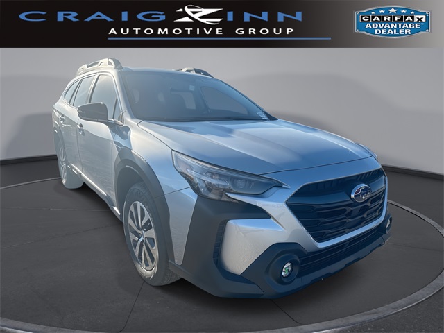 2025 Subaru Outback Premium's photo