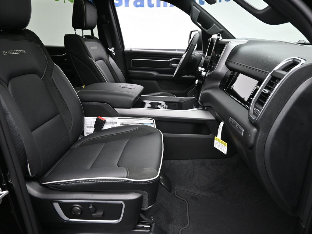 2026 Ram 1500 Laramie photo 5