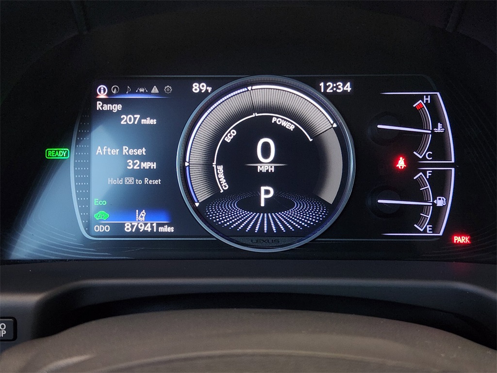 2019 Lexus ES 300h photo 13