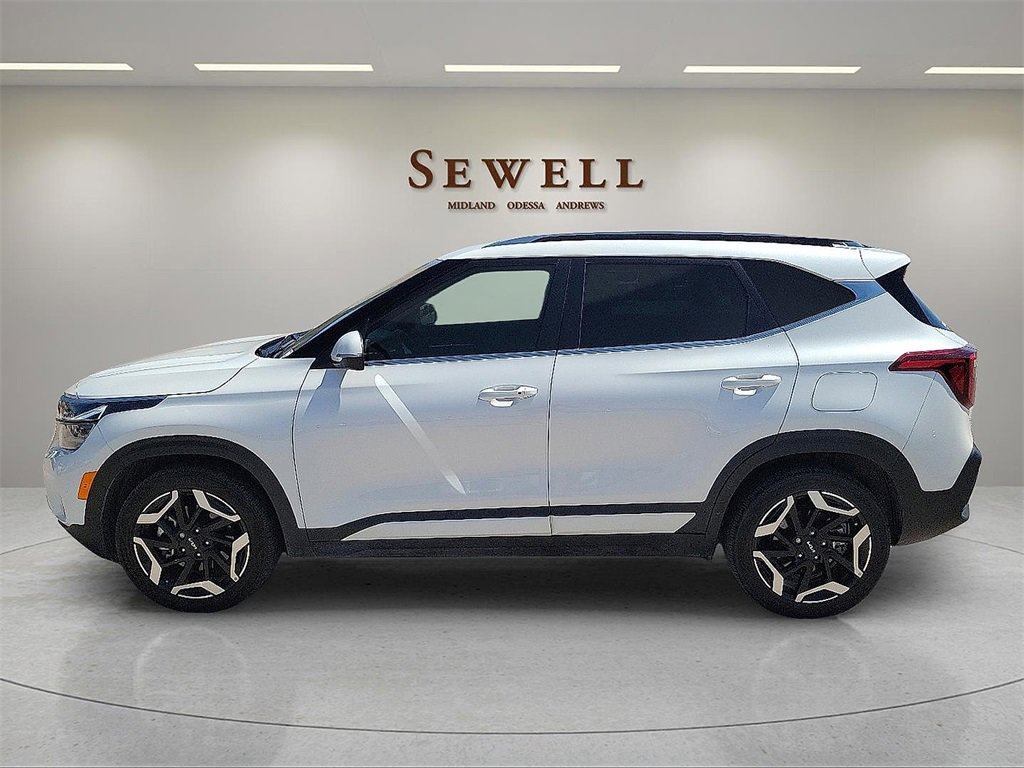 2024 Kia Seltos SX photo 2