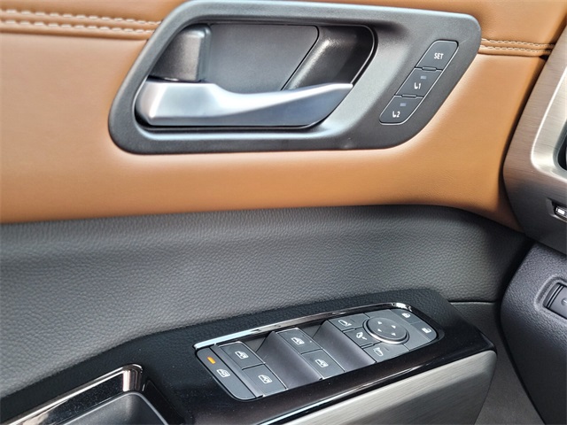 2025 Nissan Pathfinder Platinum photo 27