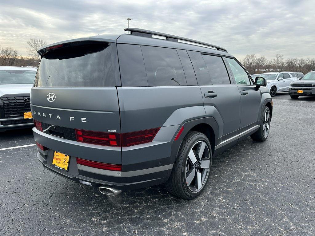 2025 Hyundai Santa Fe Limited photo 3