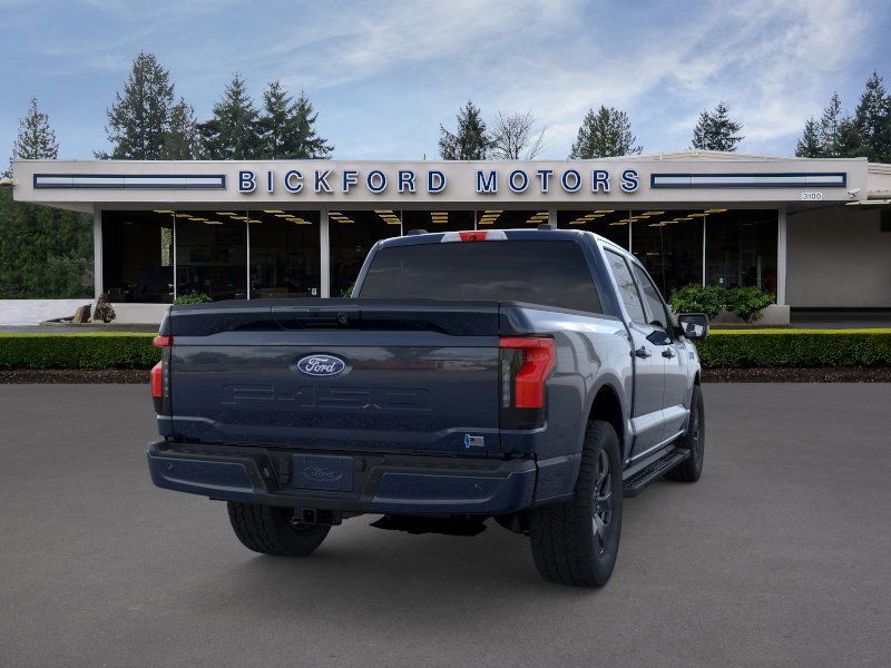 2025 Ford F-150 Lightning XLT photo 6