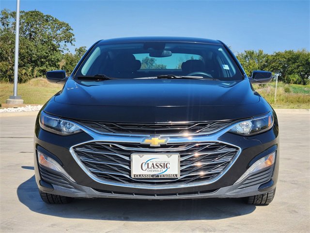 2023 Chevrolet Malibu 1LT photo 2