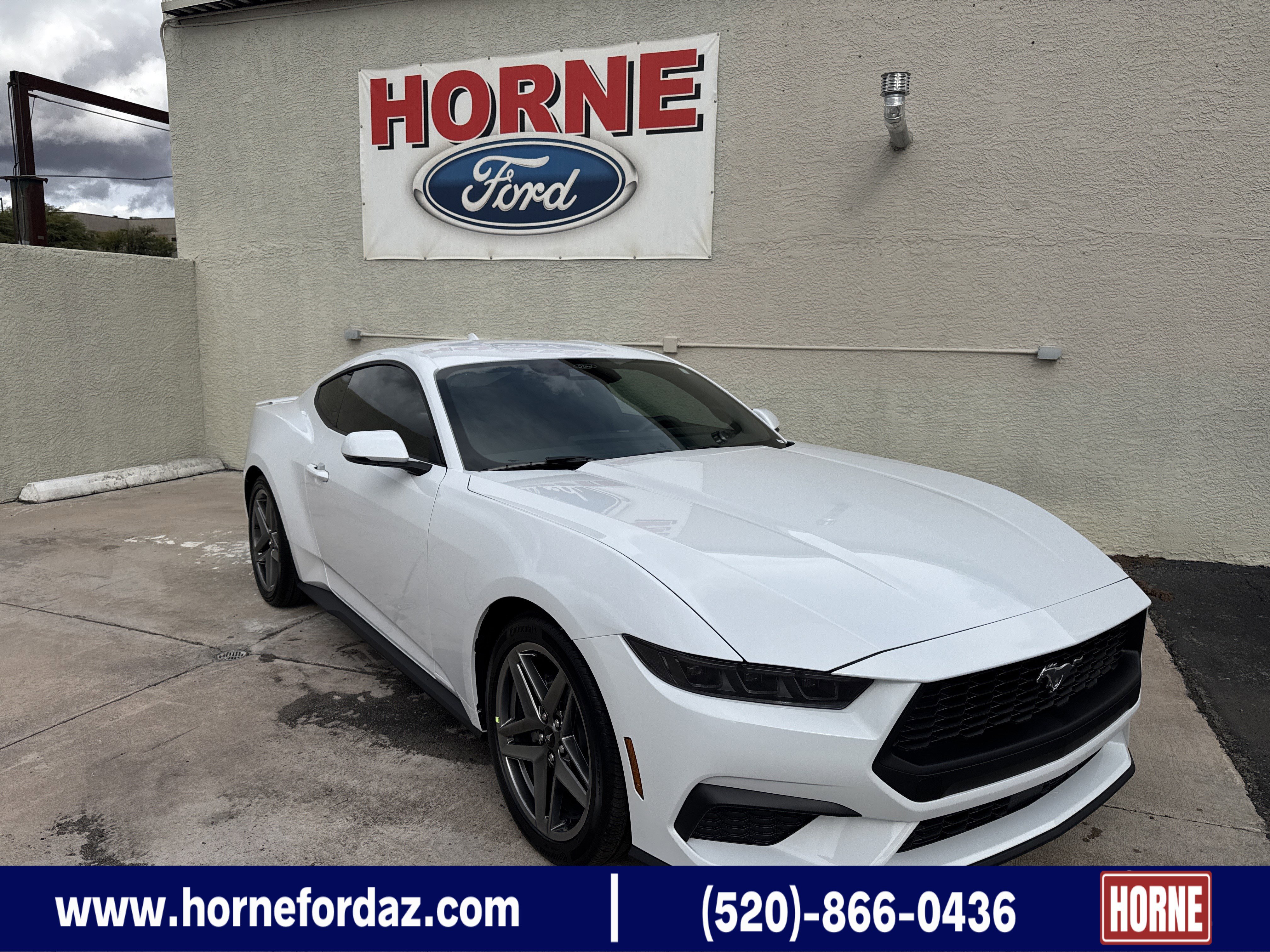 2026 Ford Mustang EcoBoost Premium's photo